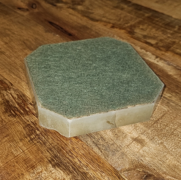 Green Onyx Heavy Stone Marble Ashtray - Picture 5 of 5